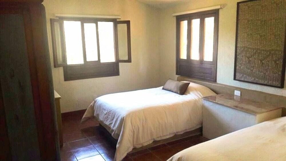 Casa Embrujo Tzintzuntzan Hotel Bagian luar foto